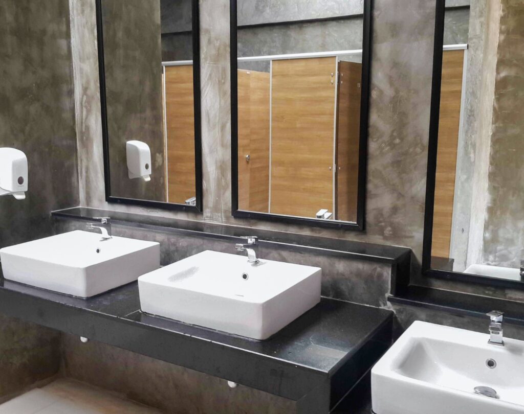 Professional office cleaning services in Clearfield, UT maintaining a clean office interior