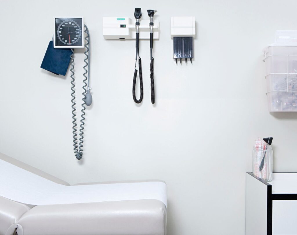 Professional medical office cleaning services in Brigham City, UT maintaining a clean treatment room